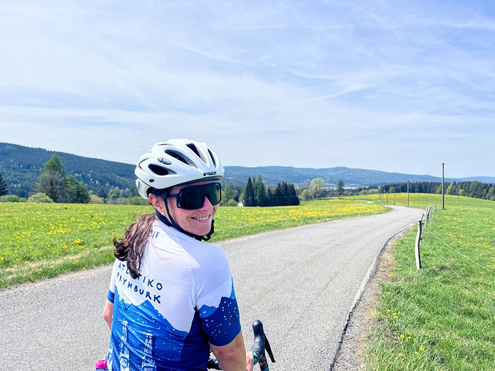 Mit dem Elektrofahrrad über Malšín und Čertova stěna 